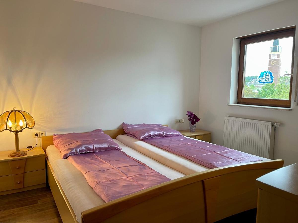 Wunderschoenes Apartment In Der Goldstadt Pforzheim Eksteriør billede